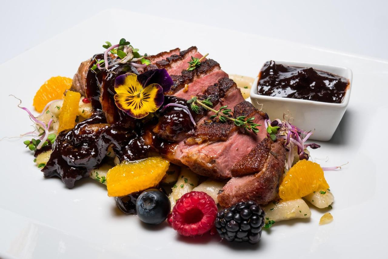 Azul Hotel & Restaurant פרטיזנסקה מראה חיצוני תמונה